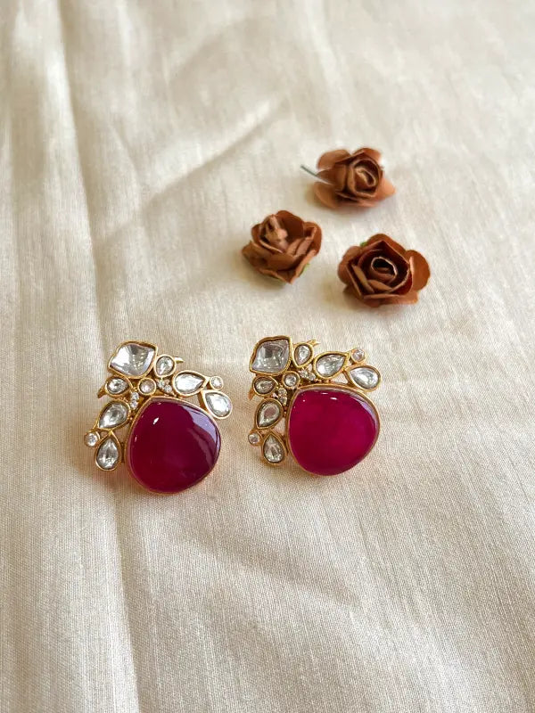 Handcrafted Copper and Polki Necklace with Doublet-Stud Earrings