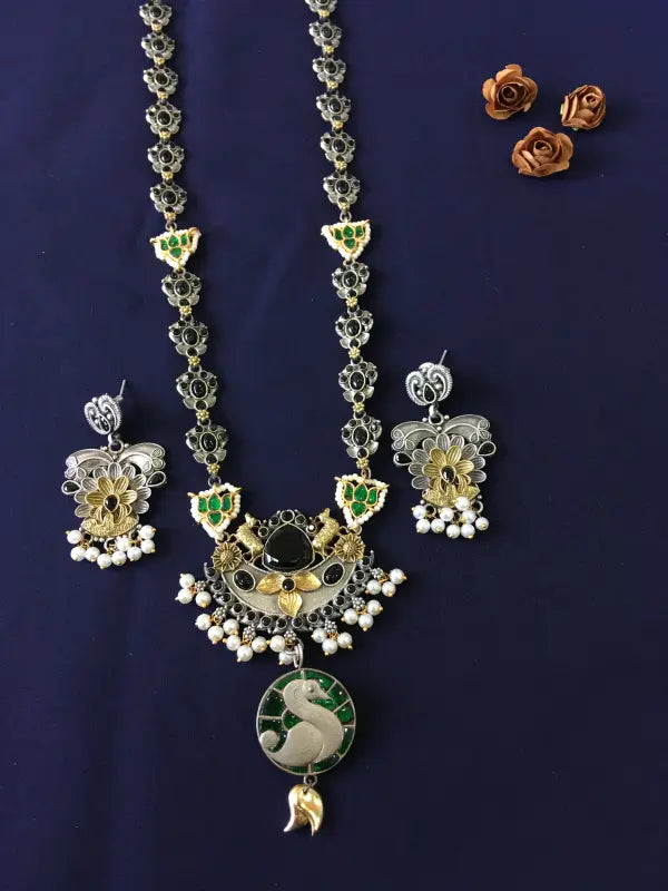 Handcrafted Black Pachi Kundan Necklace with Copper, Brass, and Cultured Pearls-Long Necklace Sets