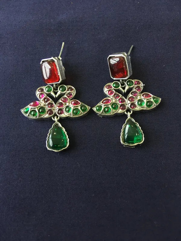 Handcrafted Multi-Color Stone Setting Necklace-Hasli Necklace Sets