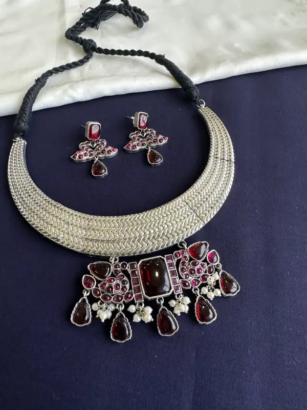 Handcrafted Multi-Color Stone Setting Necklace-Hasli Necklace Sets