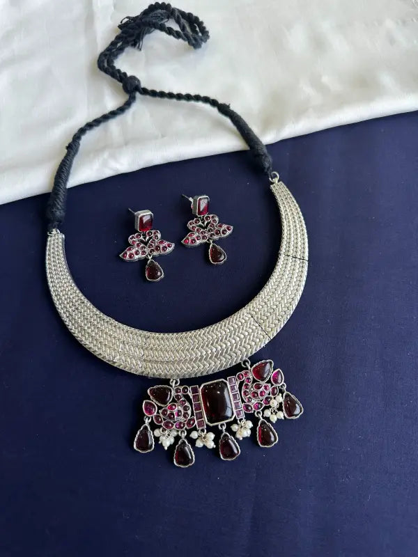 Handcrafted Multi-Color Stone Setting Necklace-Hasli Necklace Sets