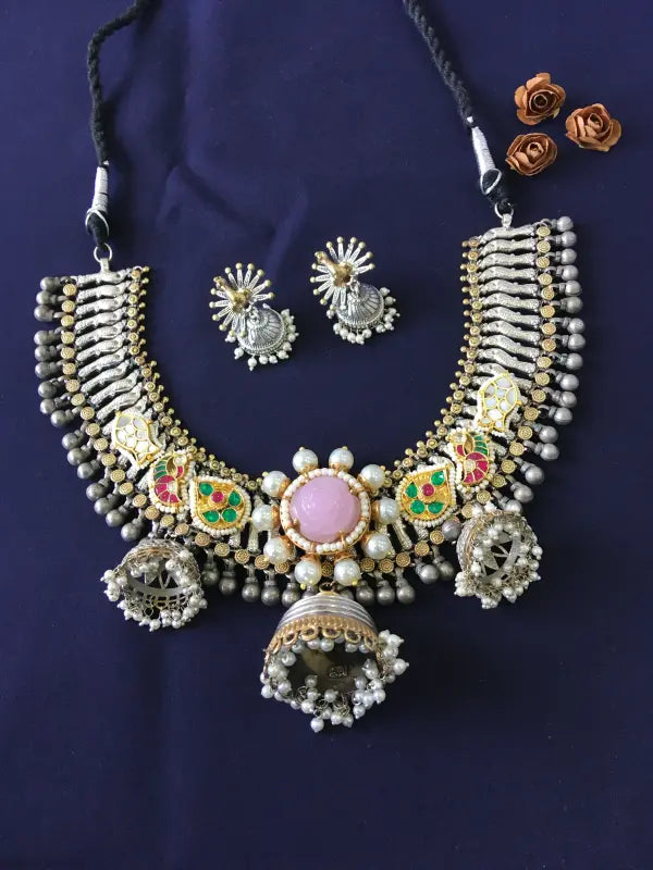 Elegant Dual-Tone Pachi Kundan Necklace with Cultured Pearls-Short Necklace Sets