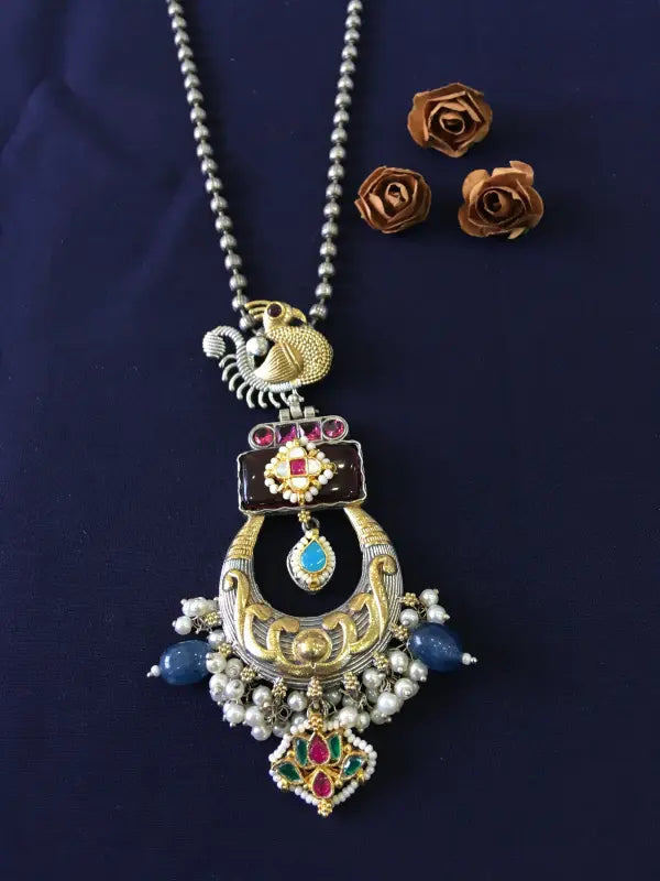 Handcrafted Dual Tone Pachi Kundan Pendant – Brass & Copper
-Long Necklaces
