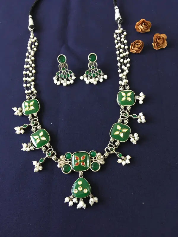 Handcrafted Shiny Green Beadwork Pendant – Brass & Stone Setting-Short Necklace Sets