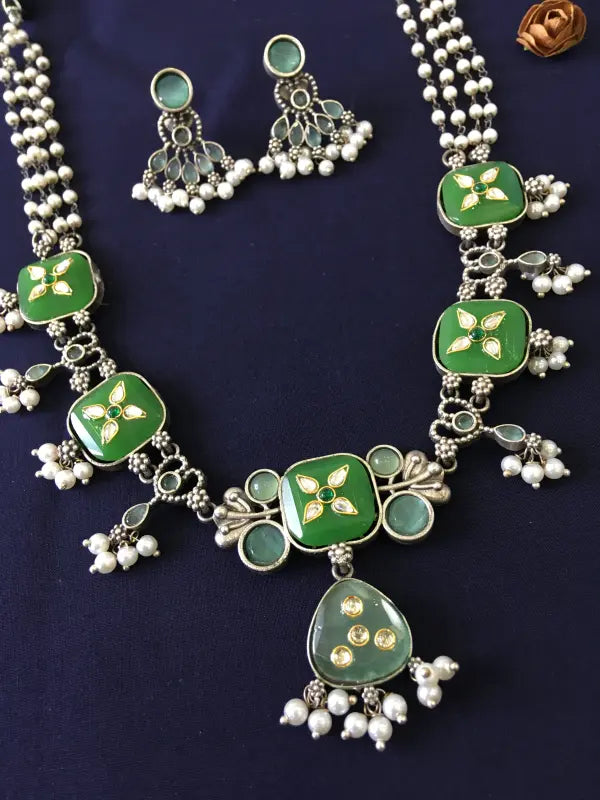 Handcrafted Shiny Green Beadwork Pendant – Brass & Stone Setting-Short Necklace Sets