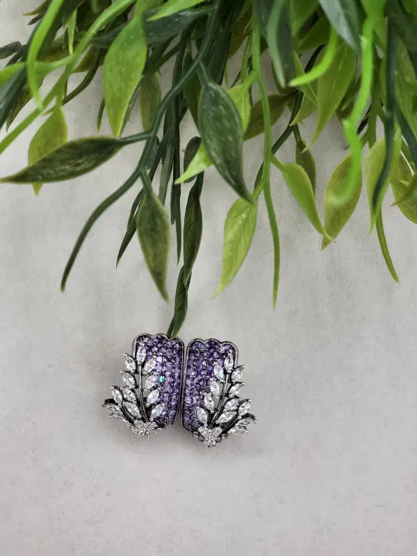 Handcrafted Glass Stone Jewelry with Shiny Gray Tone - Earrings