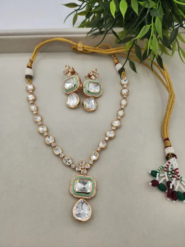 Handcrafted Kundan Jewelry with Glass Stone, Copper Alloy & Bead - Necklace Set