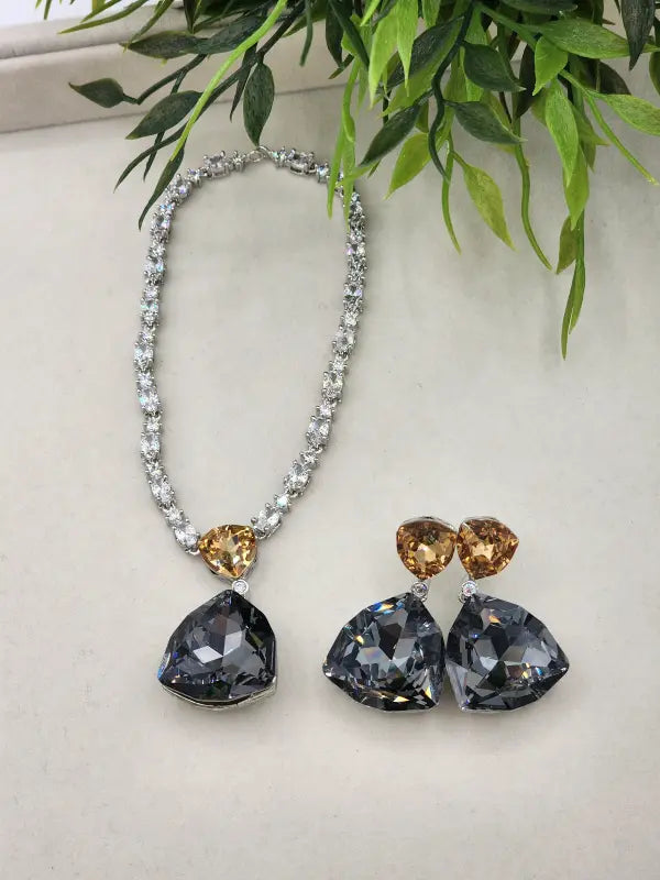 Handcrafted Beadwork Jewelry with Copper Alloy & Cubic Zirconia - Necklace Set