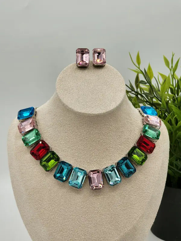 Handcrafted Multi-Color Stone Setting Jewelry with Copper Alloy & Glass Stone - Necklace Set