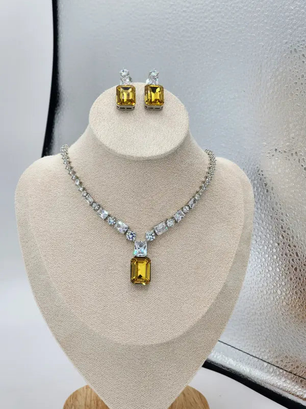 Handcrafted Glass Stone Jewelry with Copper Alloy - Necklace Set