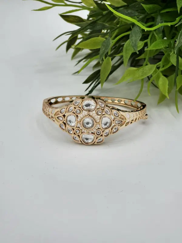 Handcrafted Kundan Jewelry with Beadwork in Golden Tone - Bracelet
