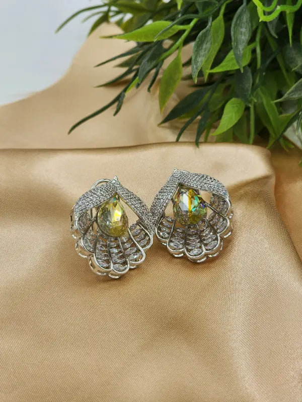 Elegant Handcrafted Stone Setting Jewelry in Silver Tone - Earrings