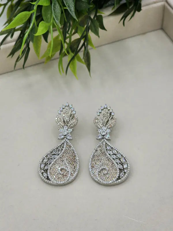 Elegant Handcrafted Silver Stone Setting Jewelry - Earrings